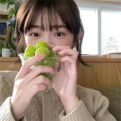 小河亲过我的脸